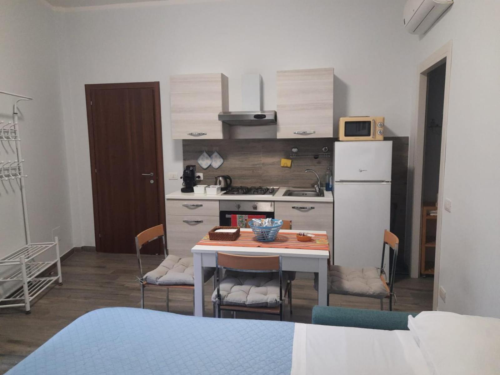 Ridi Home Zona Ospedaliera Naples Exterior photo